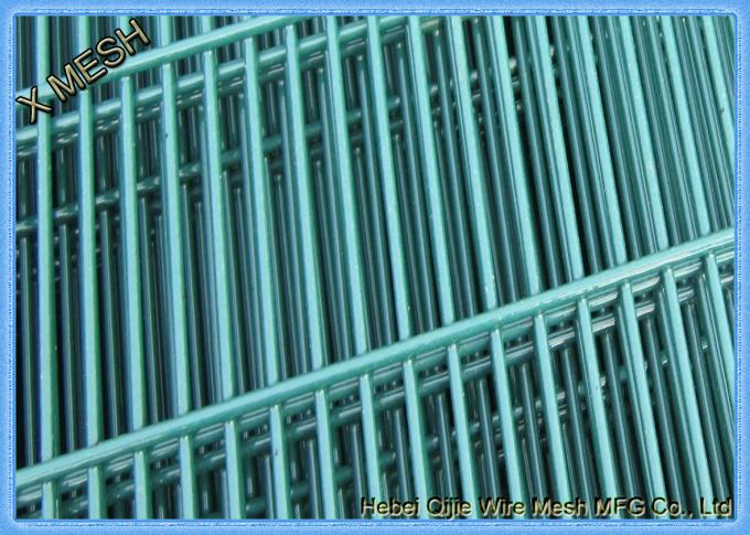 PVC Kaplamalı 358 örgü çit paneli