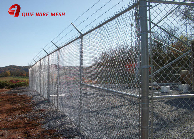 Sıcak Daldırma Galvanizli Zincir Bağlantı Bahçe Güvenlik Hasır Demir Metal Çiftliği Fence-004