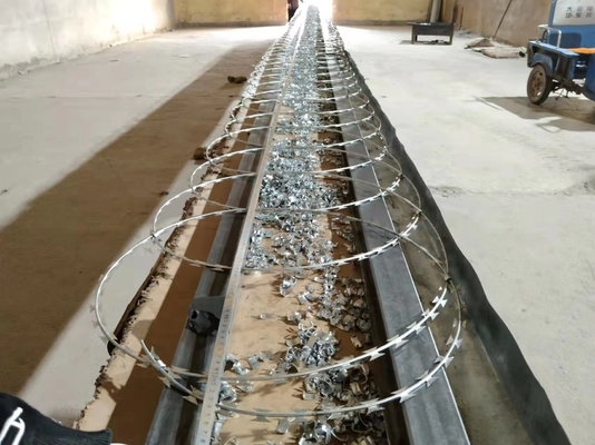 1.6mm 500m 25kgs/rulo Arame Farpado Güvenlik Sıcak Daldırma Galvanizli Dikenli Tel