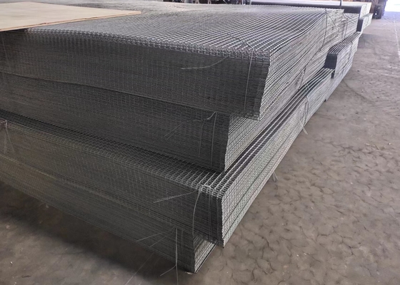 Hayvan Kafesleri İçin PVC Kaplı Demir Galvanizli 6 Ayar Kaynaklı Hasır Çit Panelleri