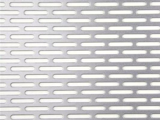 Galvanizli çelik delik deliği 1.2 X 2.4 M boyutları olan delikli metal