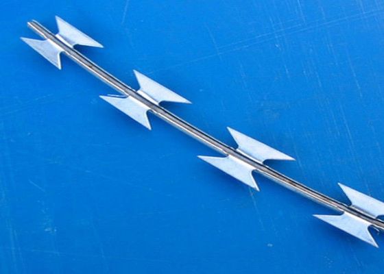 PVC kaplı güvenlik bıçak tel örgü çit Concertina bıçak dikenli tel