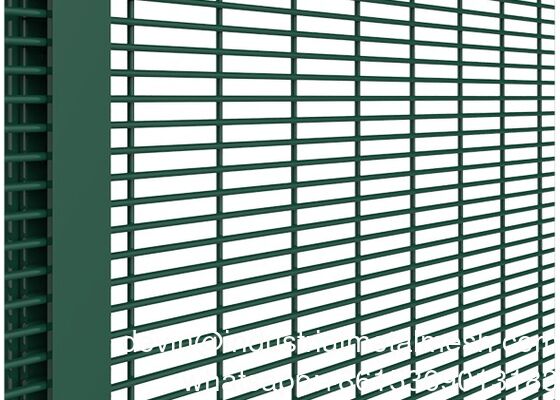 Toz kaplı açık görünümlü tırmanma karşıtı perimetre yüksek güvenlik / güvenlik / havaalanı / elektrik için 358 mesh metal tel ile kaynaklı hırsızlığa karşı metal tel