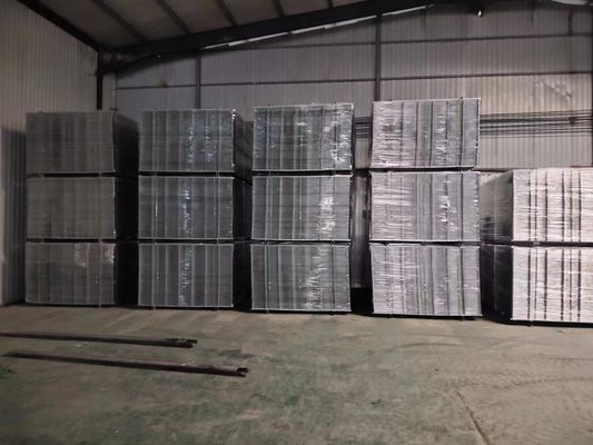 3.4mm Wire*15cm Mesh *1.22*2.44 Kanada için Siyah Kaynaklı Tel Mesh Panel