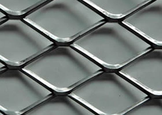 Düzleştirilmiş Ağır Hizmet Tipi Genişletilmiş Metal ağ 4x8 Yumuşak Çelik Levha Döşeme için