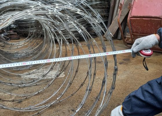 Paslanmaz çelik sıcak batırılmış galvanizli Concertina Rezor Blade Dikenli Tel Ağı Çit