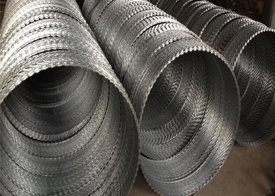Sıcak Dip Galvanize Yüksek Güvenlik Cbt-65 Telaş Dikenli Tel Concertina Tel Tel Tel Tel Çit için