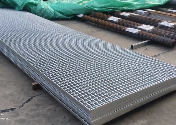 30X5mm Serfeli Çelik Izgara Katlanabilir Kamp Ateşi ızgara Ağır Görevli Paslanmaz / Bar için galvanizli