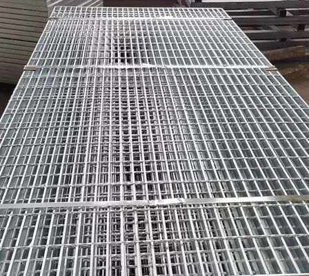 Bükülmüş Bar Galvanizli Çelik Izgara Hasır Ekran Driveway Izgaraları 1000x5800mm