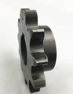 DIN Sprocket 24B 28B 32B 10mm Diş ve C45 malzemesi ile zincir tekerleği