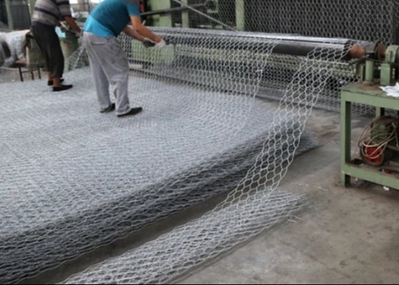 1 X 1 X 1 Metre Galvanizli Gabion Kutusu / Altıgen Gabion Hasır 50 X 50 Mm