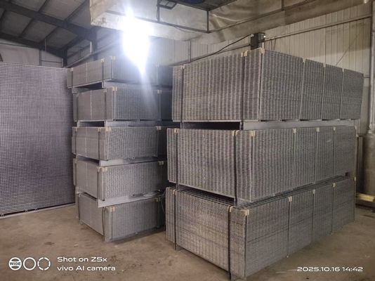 2.0mm 3.0mm 4.0mm Sıcak DIP Galvanizli Kaynaklı Tel Ağı Paneli