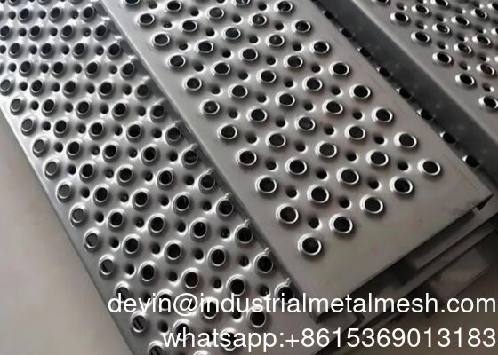 Alüminyum Perforated Plank Walkway Grating Perf-O Grip Strut Güvenlik Zemin Grating