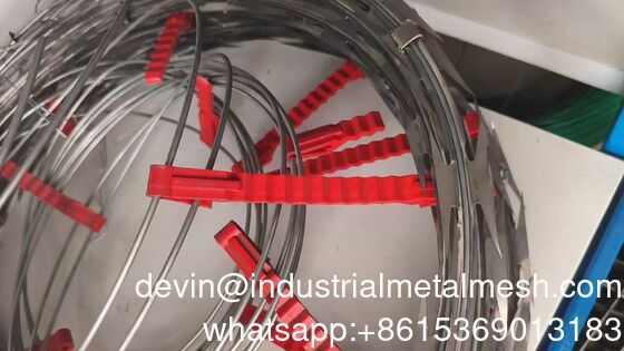 Güvenlik Çevre Galvanizli Binding Wire Kaynaklı Jilet Mesh 22 Mm Bıçak Uzunluğu