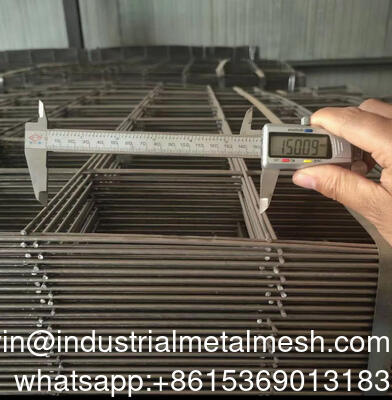 3.7mm Siyah Kaynaklı Tel Ağı Paneli 150mm*150mm İnşaat için