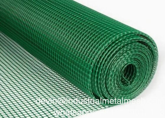 Karbon çelik kaynaklı tel örgü - 4 "x 4" kare açılış (0.25" çapı)