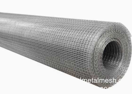 Karbon çelik kaynaklı tel örgü - 4 "x 4" kare açılış (0.25" çapı)