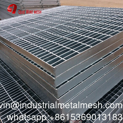 Galvanizli 15/20/30/34.3/40/60mm rulman çubuğu pitch dren perforasyonlu çelik ızgara