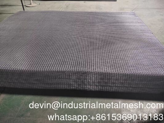 3.7mm Siyah Kaynaklı Tel Ağı Paneli 150mm*150mm İnşaat için