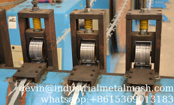 Bto-22 450mm Galvanized Concertina Razor Wire