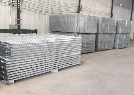 3D 3V Toz Boya Kavisli Metal Çit Kaynaklı Hasır 2.5 Metre Genişlik