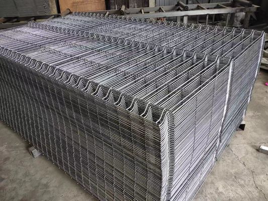 Bahçe Çiti İçin Galvanizli Delikli Dokuma 4x4 Kaynaklı Hasır