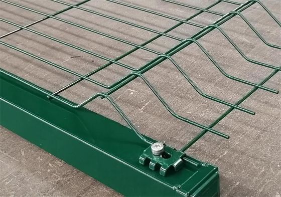 Galvanizli Dış Mekan Dekoratif Kaynaklı Hasır Bahçe Çiti 3d Kavisli