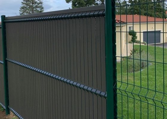 Çağdaş 55x200mm Eğilmiş Tel Çit Kolay Birleştirilmiş