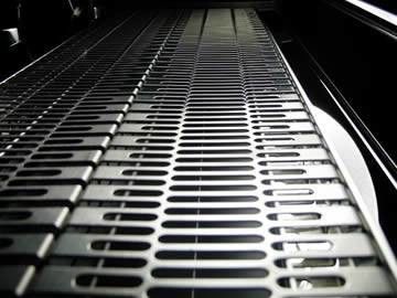 Paslanmaz Çelik Oval Delik Perforasyonlu Çakılmış Ağ Dekorasyonlu Metal Levha