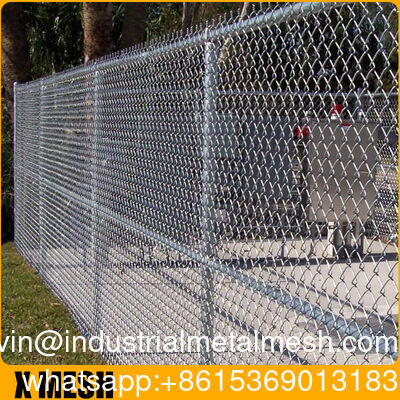 Galvanizli Tıraş Babred Tel Elmas Tel Mesh Kapılar Metal PVC Zincir Bağlantı Çit Post