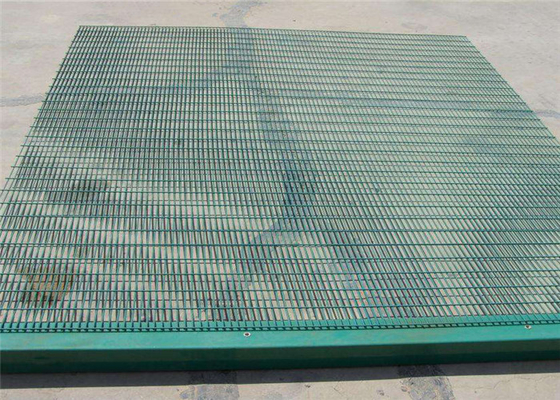 Galvanizli Tırmanma Önleyici Kavisli Metal Çit Kaynaklı 358 Güvenlik Eskrim