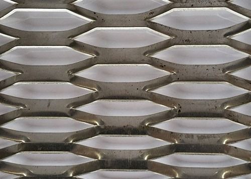 Kalınlık 1mm Tel Genişliği Genişletilmiş Alüminyum Hasır 6.3mm Delik