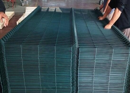 Şeftali ile Korozyon Direnci 3d Kavisli Hasır Çit Metal Çerçeve - Tip Sonrası